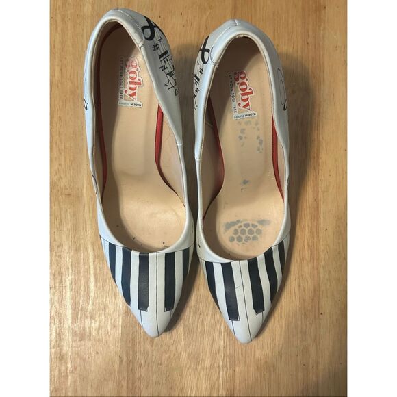 Goby Women's White Black Pointed Toe Piano Themed Pumps High Heels Size 38 - Picture 4 of 7